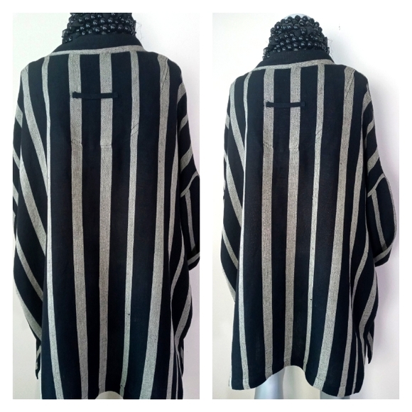 Lagenlook Oversized Pinstripe Asian Girl Wooden Buttons Shacket Relaxed Dress - Picture 10 of 11